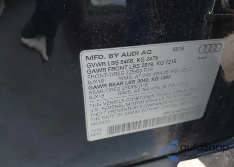 2018 Audi Q5 2.0T Premium/2.0T Tech Premium z USA, uszkodzony, nr VIN WA1ANAFY0J2234082